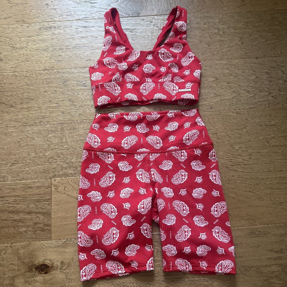 Zumba Red Paisley Set, Size Small